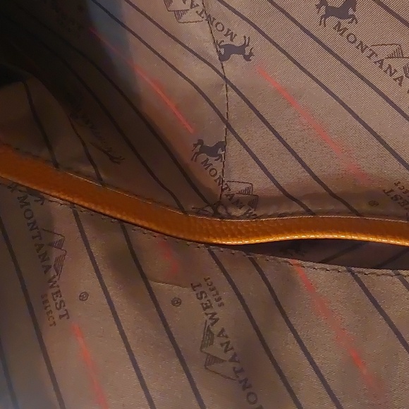 Weekender - Picture 5 of 7